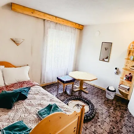 Affittacamere жабата